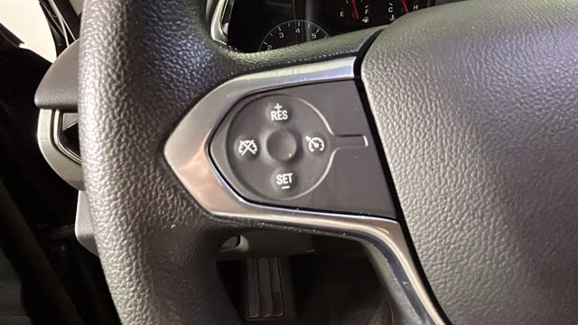 2020 Mosaic Black Metallic Chevrolet Traverse LS FWD SUV