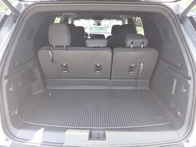 2026 Sterling Gray Metallic Chevrolet Traverse LT AWD SUV