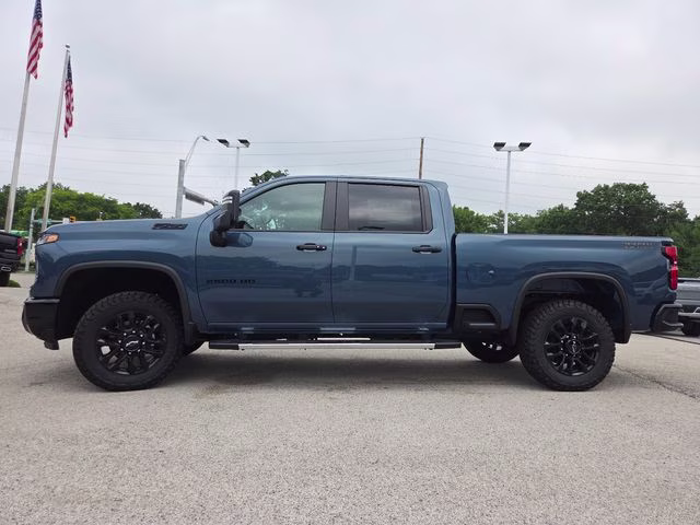 2026 Lakeshore Blue Metallic Chevrolet Silverado 2500HD LT 4X4 Truck
