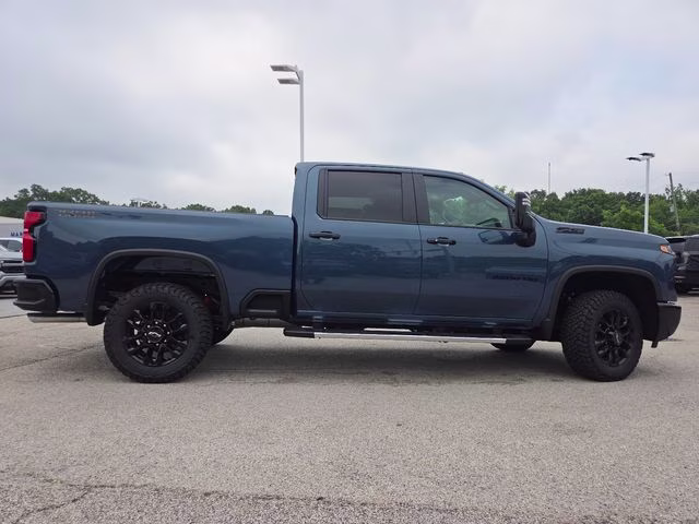 2026 Lakeshore Blue Metallic Chevrolet Silverado 2500HD LT 4X4 Truck