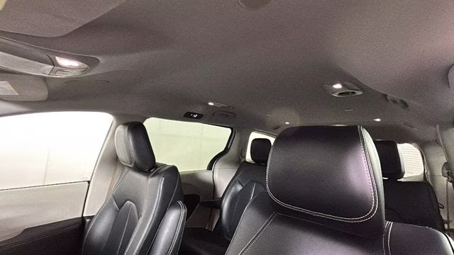 2024 Bright White Clearcoat Chrysler Pacifica Hybrid Select FWD Van