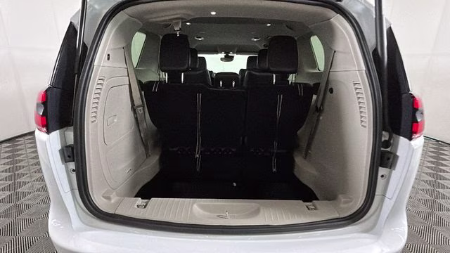2024 Bright White Clearcoat Chrysler Pacifica Hybrid Select FWD Van