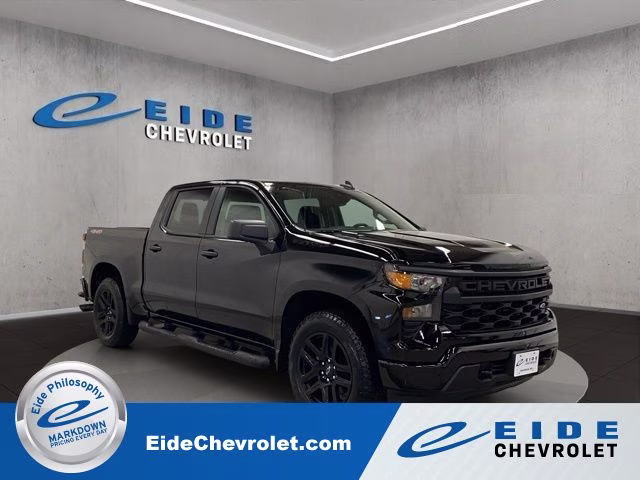 2026 Chevrolet Silverado 1500 Custom 4X4 Crew Cab Short Box's photo