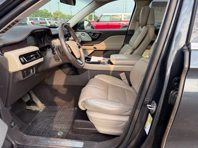 2023 Flight Blue Metallic Clearcoat Lincoln Aviator Reserve AWD SUV
