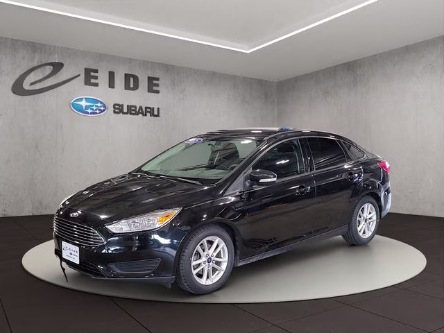 2015 Tuxedo Black Ford Focus SE FWD Sedan
