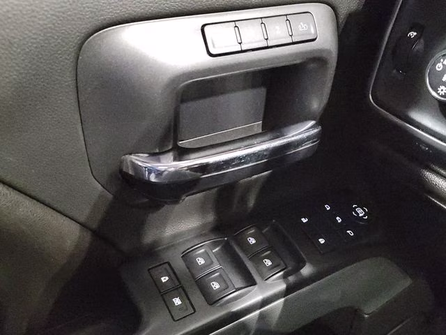 2016 Silver Ice Metallic Chevrolet Silverado 2500HD LTZ 4X4 Truck