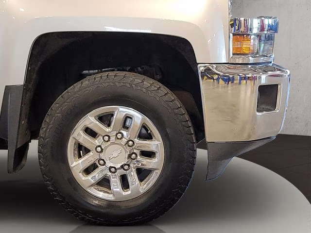 2016 Silver Ice Metallic Chevrolet Silverado 2500HD LTZ 4X4 Truck