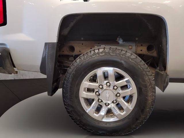 2016 Silver Ice Metallic Chevrolet Silverado 2500HD LTZ 4X4 Truck