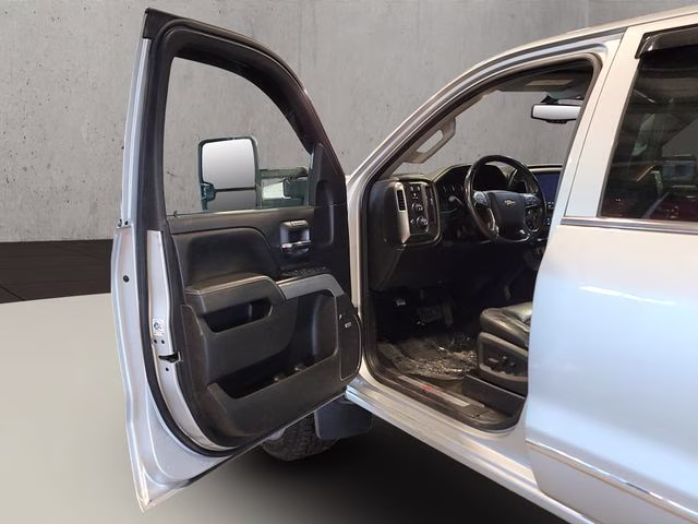 2016 Silver Ice Metallic Chevrolet Silverado 2500HD LTZ 4X4 Truck