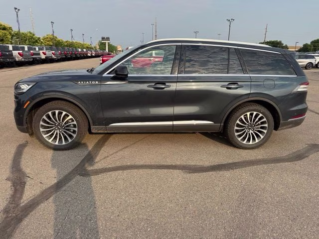 2023 Flight Blue Metallic Clearcoat Lincoln Aviator Reserve AWD SUV