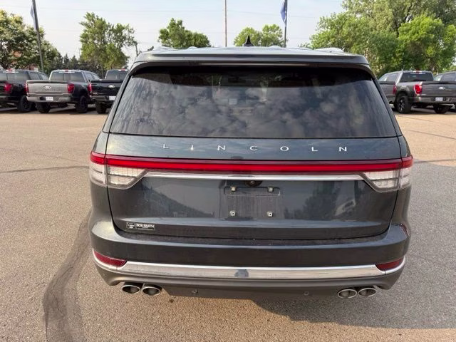 2023 Flight Blue Metallic Clearcoat Lincoln Aviator Reserve AWD SUV