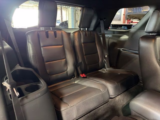 2018 Magnetic Ford Explorer XLT 4X4 SUV