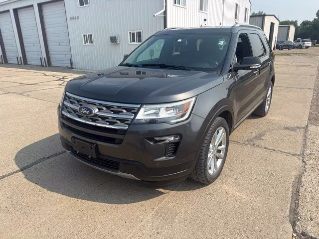 2018 Magnetic Ford Explorer XLT 4X4 SUV