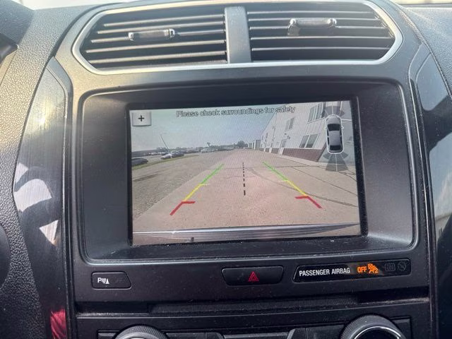 2018 Magnetic Ford Explorer XLT 4X4 SUV