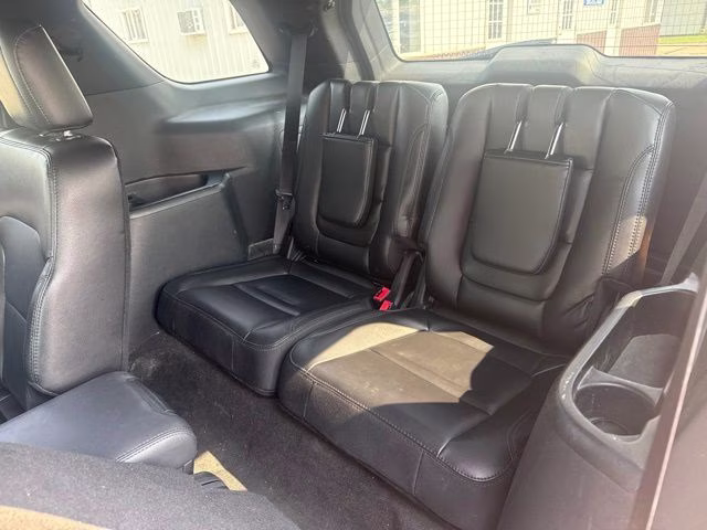 2018 Magnetic Ford Explorer XLT 4X4 SUV