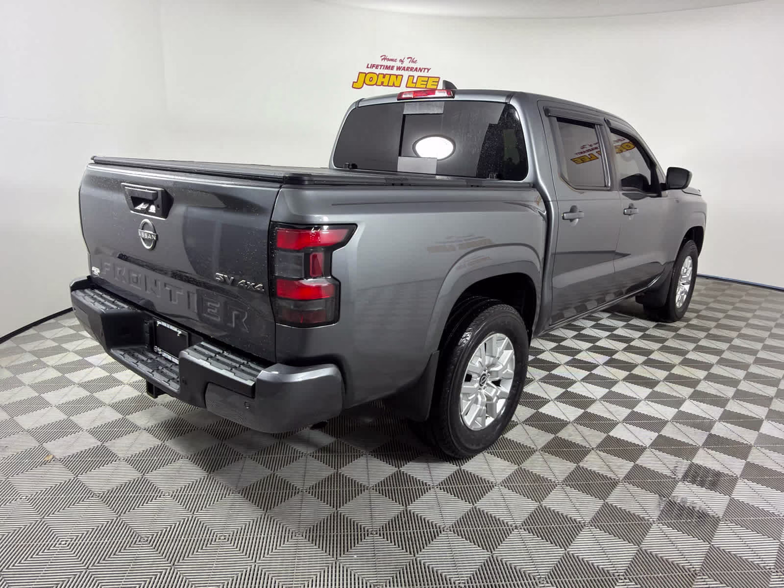 2023 Gun Metallic Nissan Frontier SV 4X4 Truck