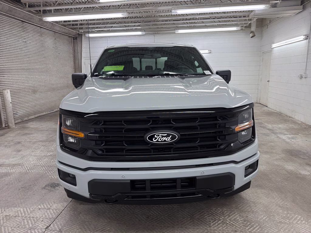 2026 AVALANCHE Ford F-150 XLT 4X4 Truck
