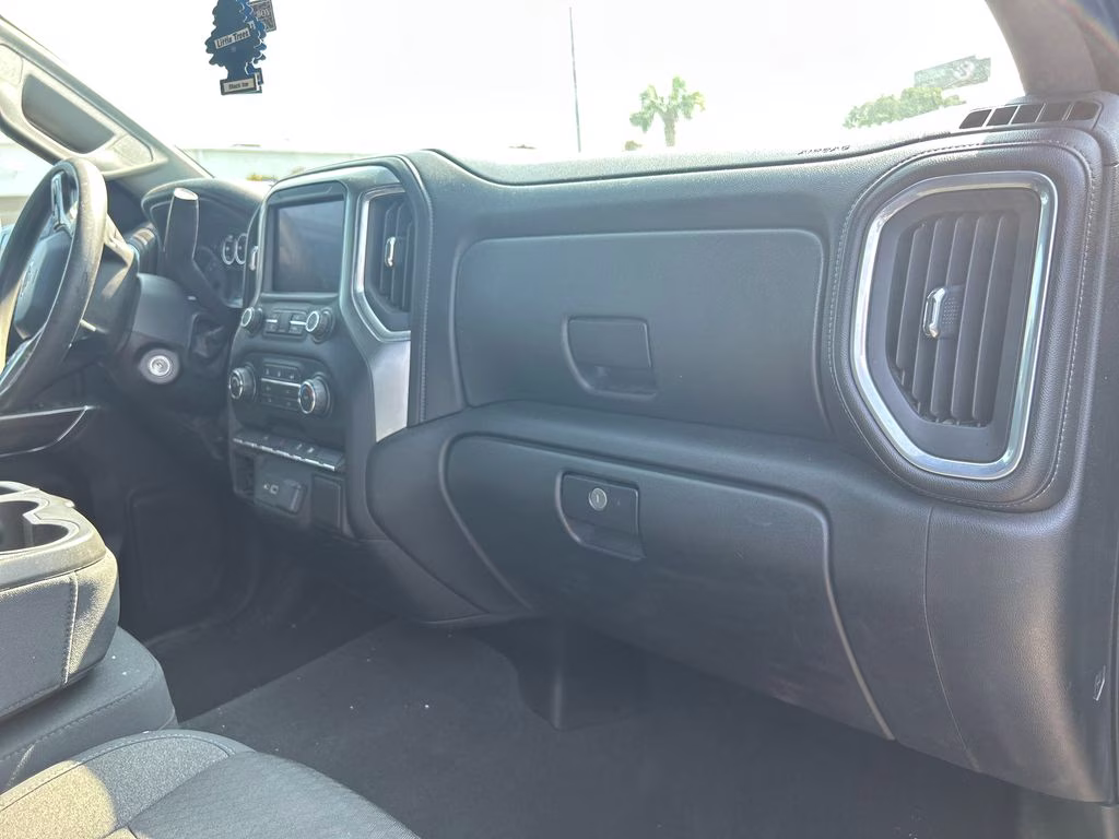 2020 Black Chevrolet Silverado 1500 LT 4X4 Truck