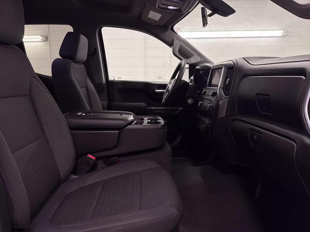 2020 Black Chevrolet Silverado 1500 LT 4X4 Truck