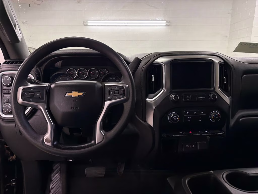 2020 Black Chevrolet Silverado 1500 LT 4X4 Truck