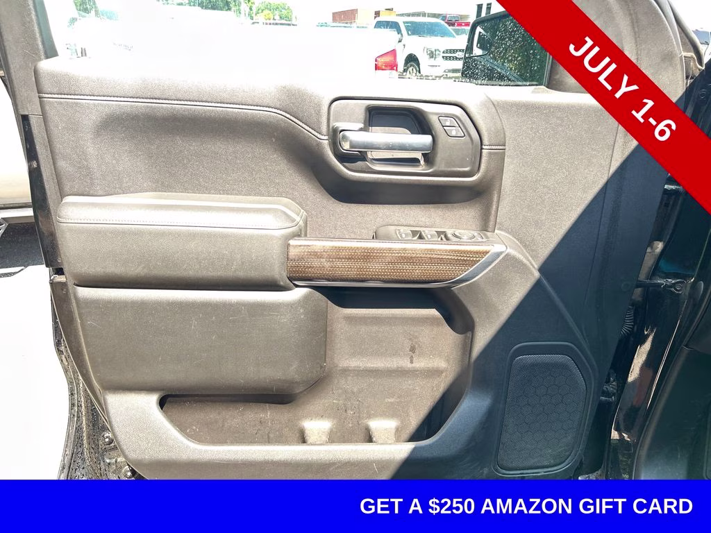 2020 Black Chevrolet Silverado 1500 LT 4X4 Truck