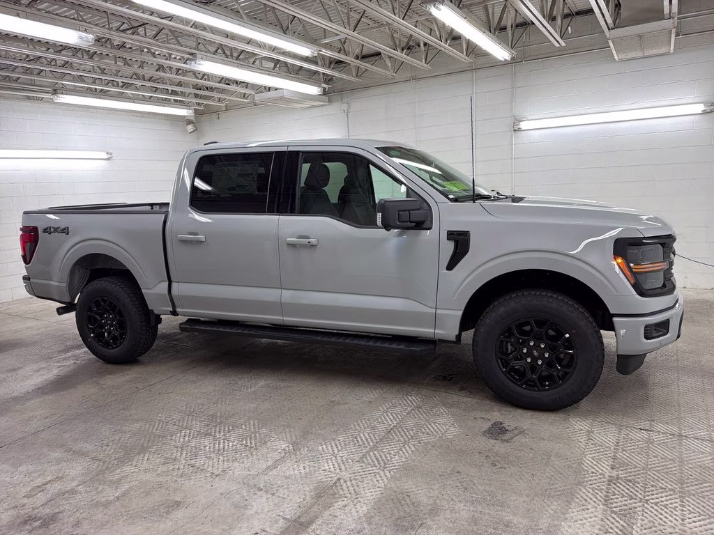 2026 AVALANCHE Ford F-150 XLT 4X4 Truck