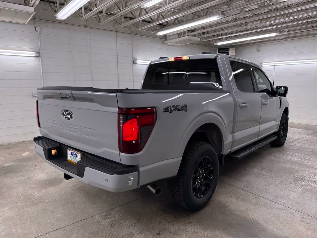 2026 AVALANCHE Ford F-150 XLT 4X4 Truck