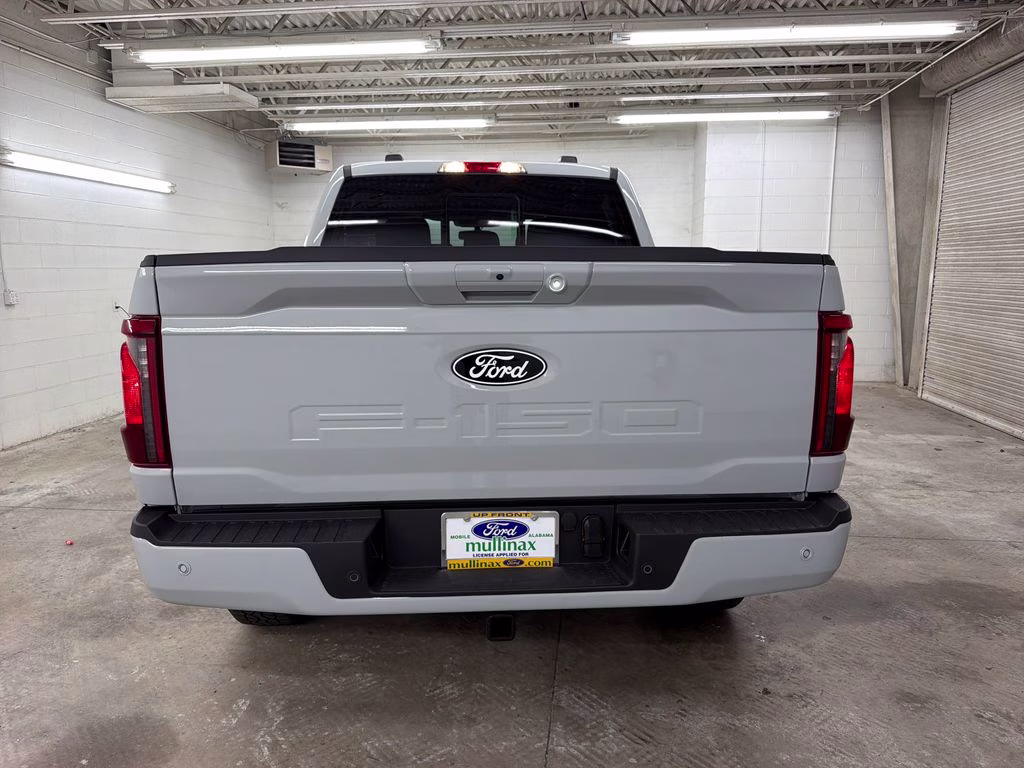 2026 AVALANCHE Ford F-150 XLT 4X4 Truck