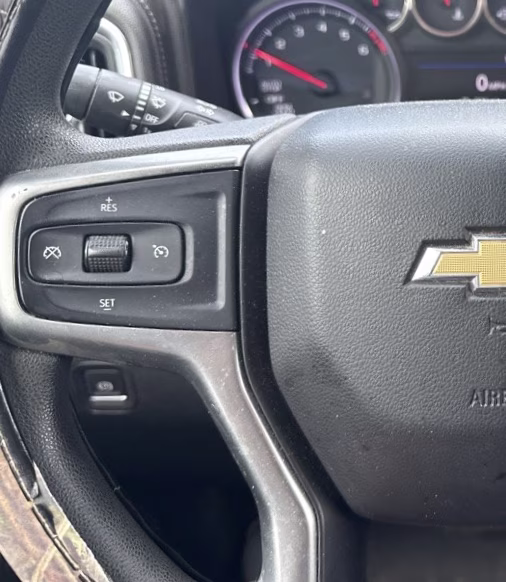 2020 Black Chevrolet Silverado 1500 LT 4X4 Truck