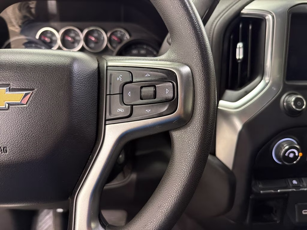 2020 Black Chevrolet Silverado 1500 LT 4X4 Truck