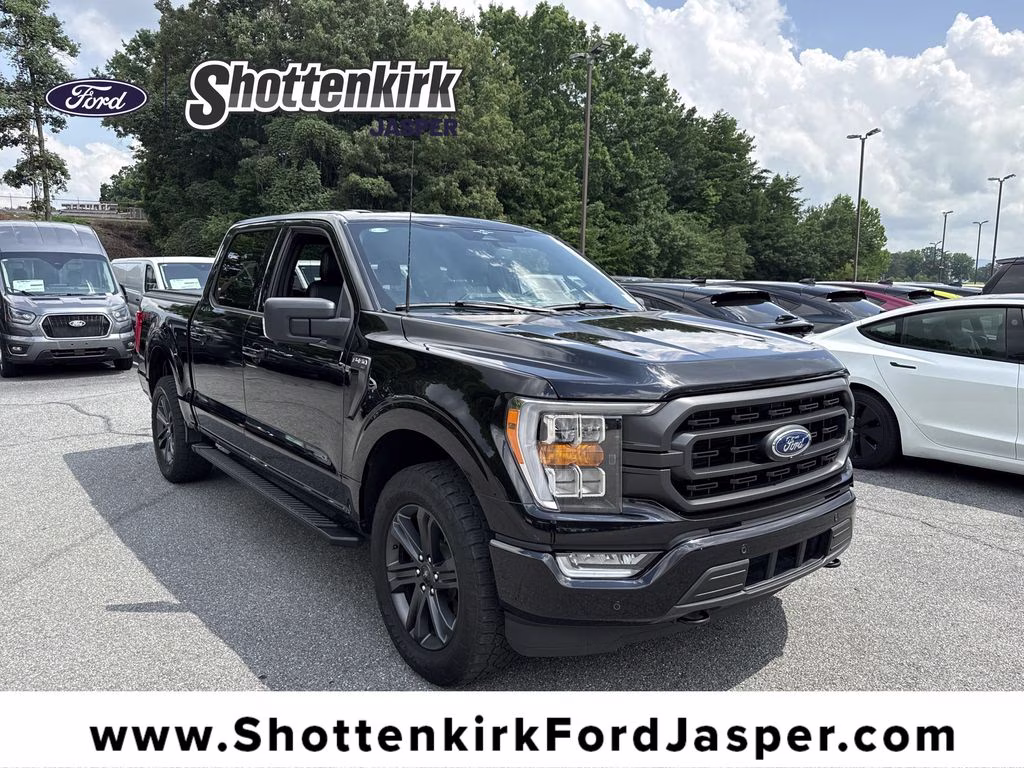 2023 Agate Black Metallic Ford F-150 XLT 4X4 Truck