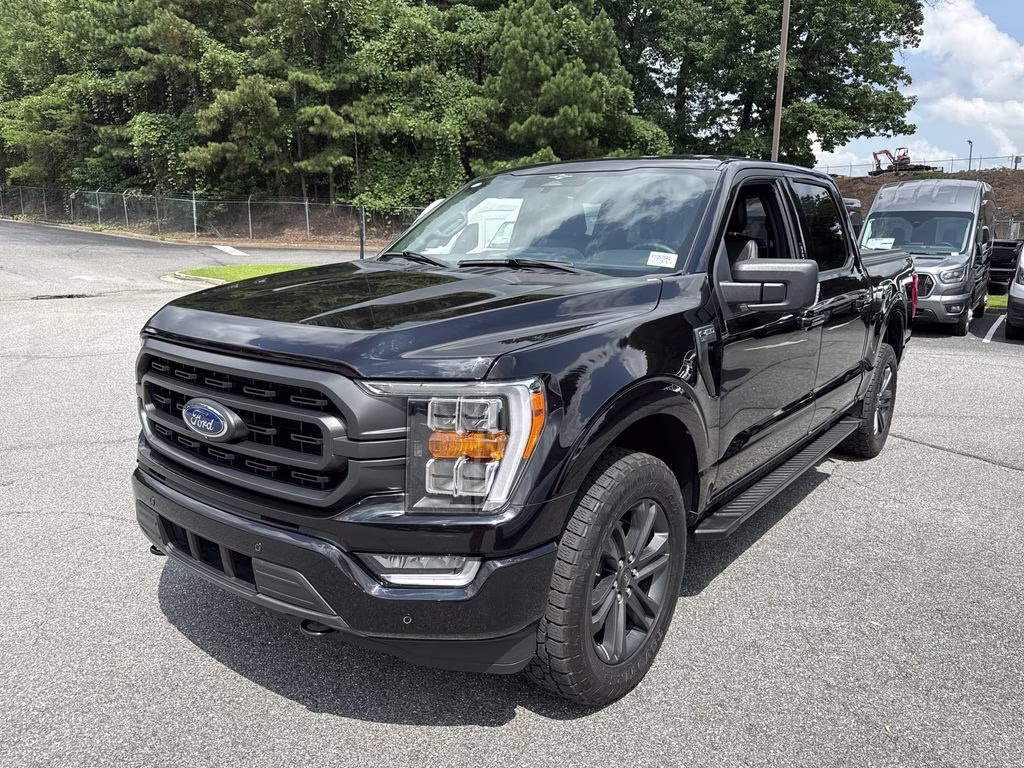 2023 Agate Black Metallic Ford F-150 XLT 4X4 Truck