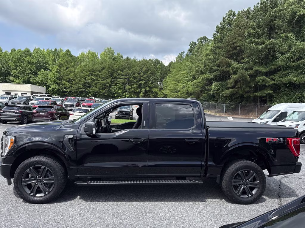 2023 Agate Black Metallic Ford F-150 XLT 4X4 Truck