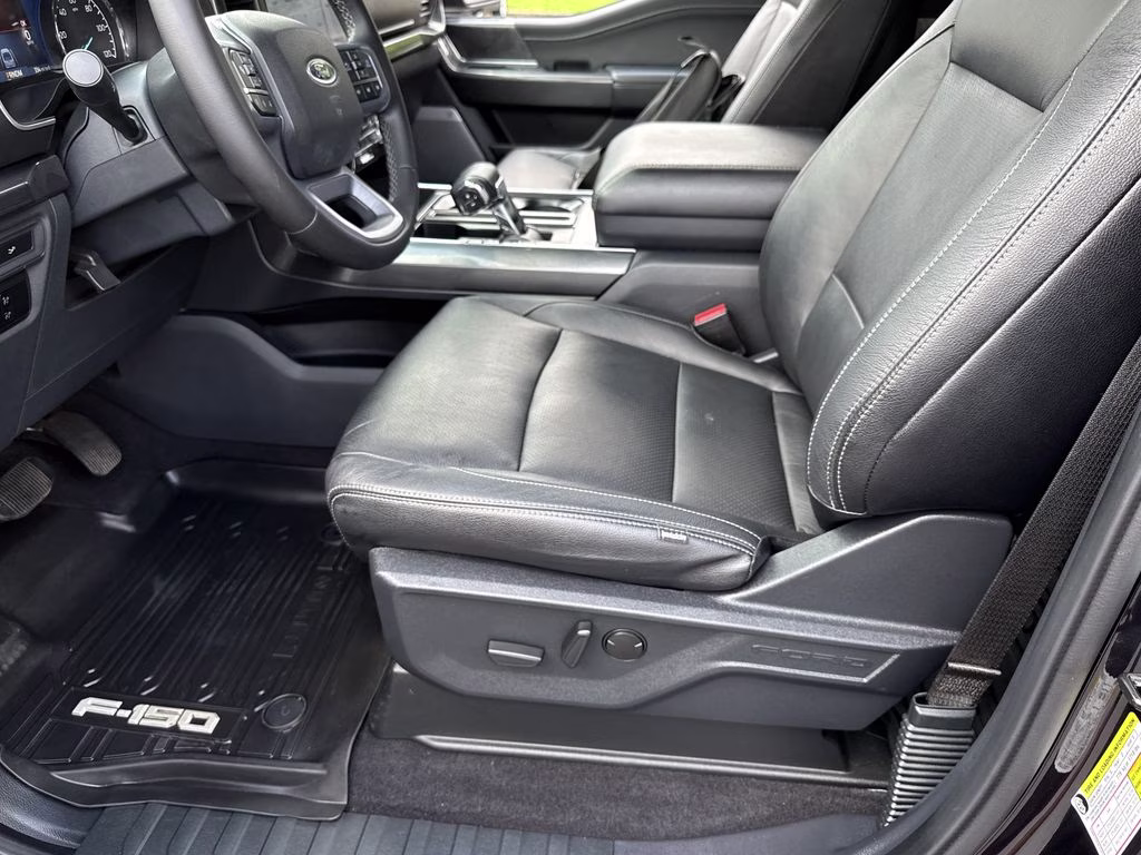 2023 Agate Black Metallic Ford F-150 XLT 4X4 Truck