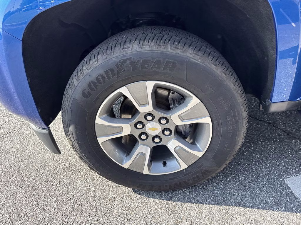 2018 Kinetic Blue Metallic Chevrolet Colorado Z71 RWD Truck