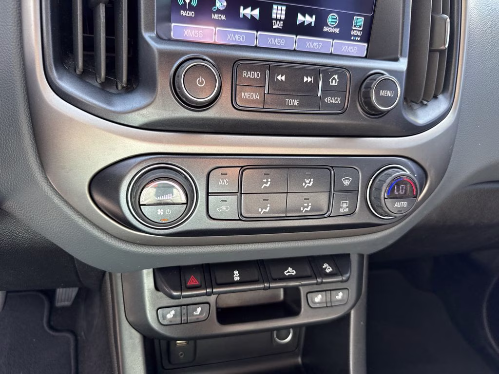 2018 Kinetic Blue Metallic Chevrolet Colorado Z71 RWD Truck