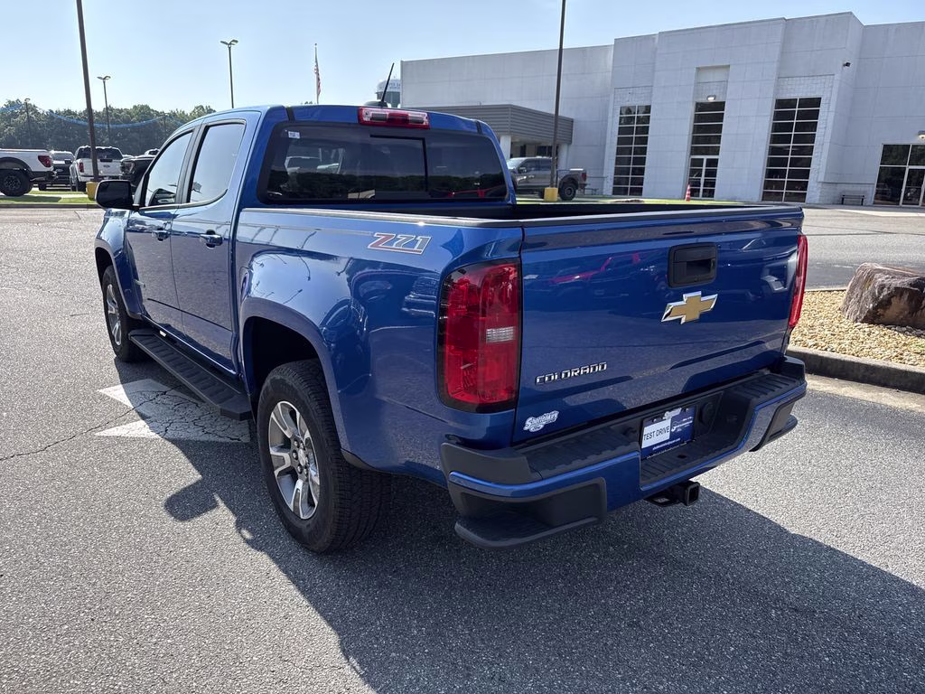 2018 Kinetic Blue Metallic Chevrolet Colorado Z71 RWD Truck