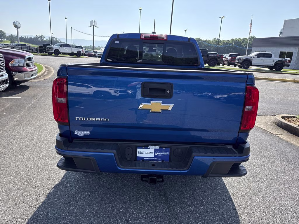 2018 Kinetic Blue Metallic Chevrolet Colorado Z71 RWD Truck