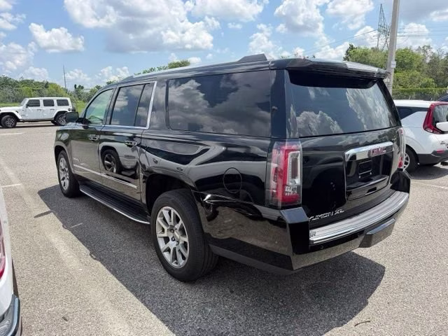 2019 Onyx Black GMC Yukon XL Denali RWD SUV