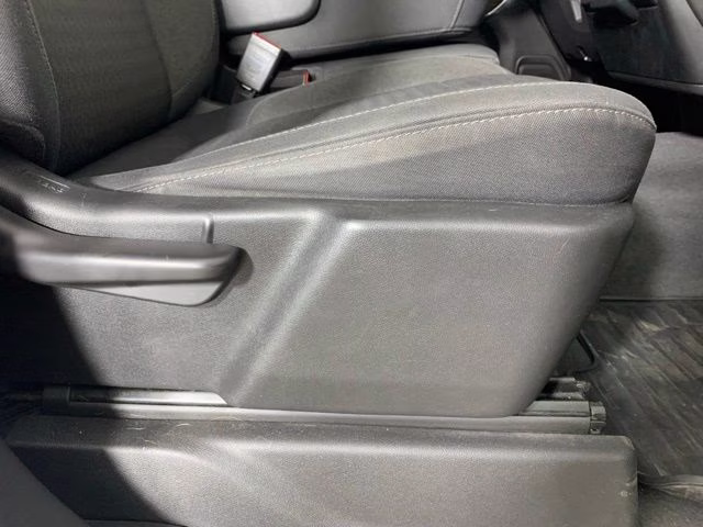 2019 Summit White Chevrolet Silverado 1500 LT 4X4 Truck