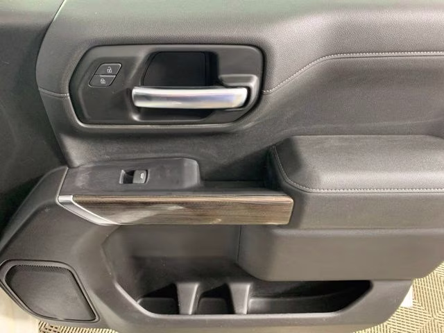 2019 Summit White Chevrolet Silverado 1500 LT 4X4 Truck