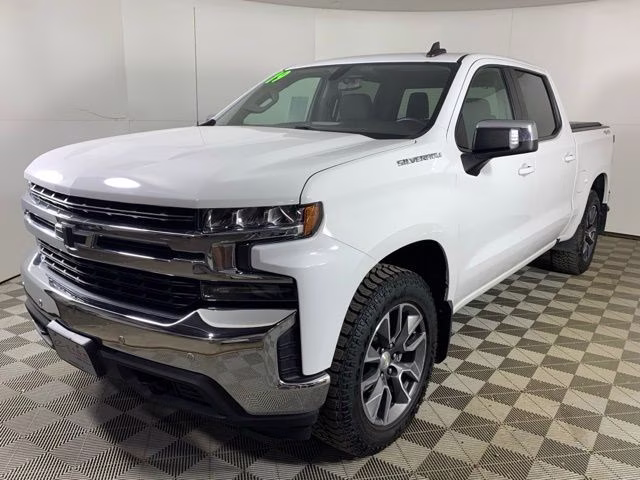 2019 Summit White Chevrolet Silverado 1500 LT 4X4 Truck