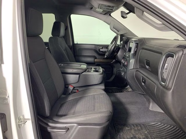 2019 Summit White Chevrolet Silverado 1500 LT 4X4 Truck