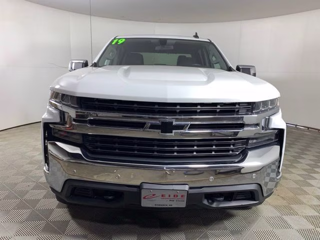 2019 Summit White Chevrolet Silverado 1500 LT 4X4 Truck