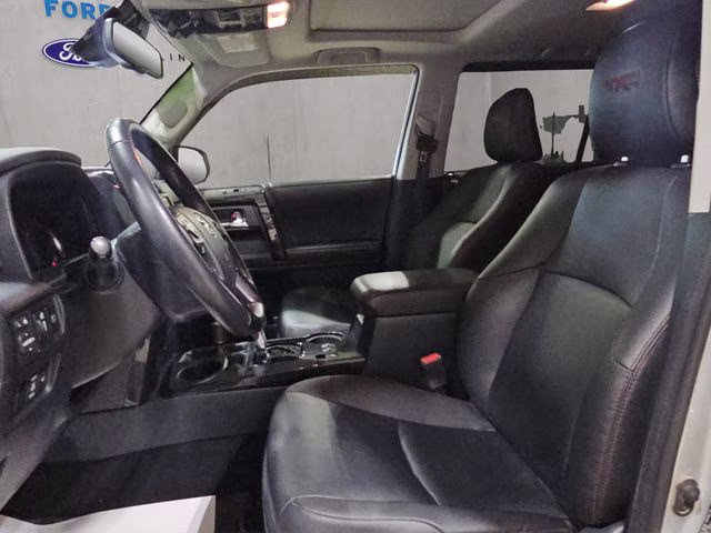 2024 Classic Silver Metallic Toyota 4Runner TRD Off-Road Premium 4X4 SUV