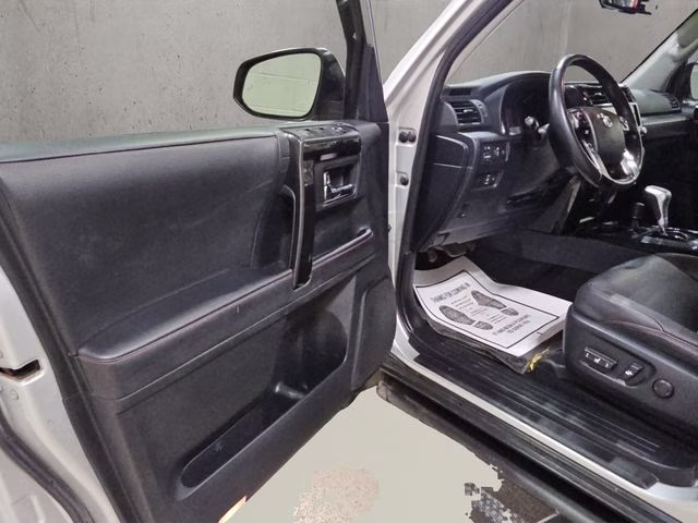 2024 Classic Silver Metallic Toyota 4Runner TRD Off-Road Premium 4X4 SUV