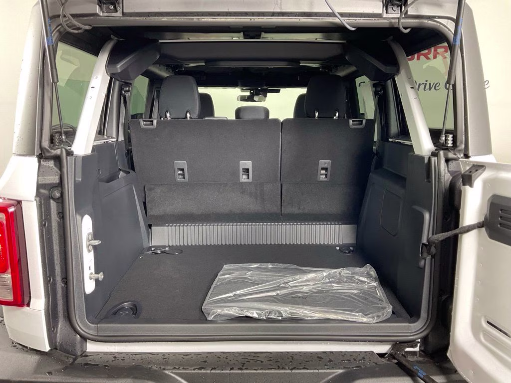 2026 Oxford White Ford Bronco Big Bend 4X4 SUV