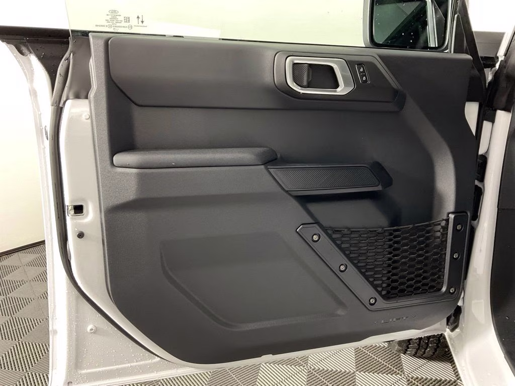 2026 Oxford White Ford Bronco Big Bend 4X4 SUV