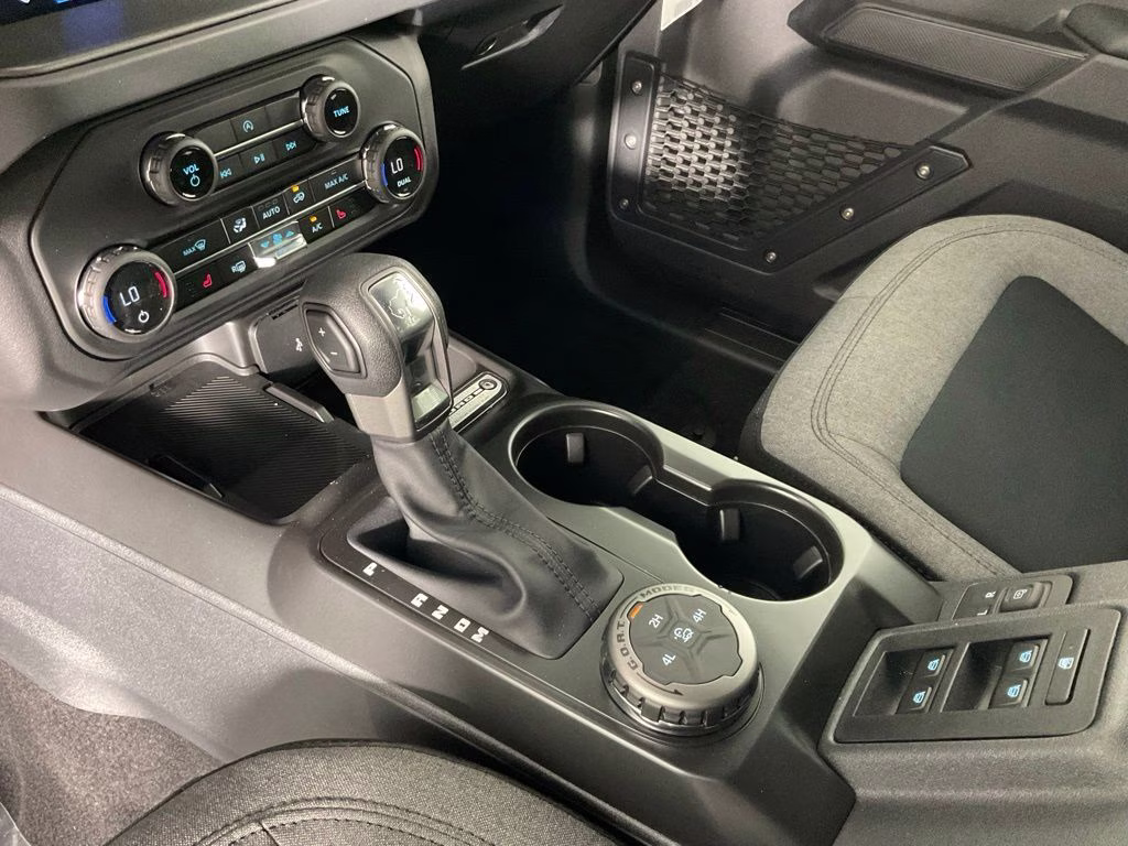 2026 Oxford White Ford Bronco Big Bend 4X4 SUV