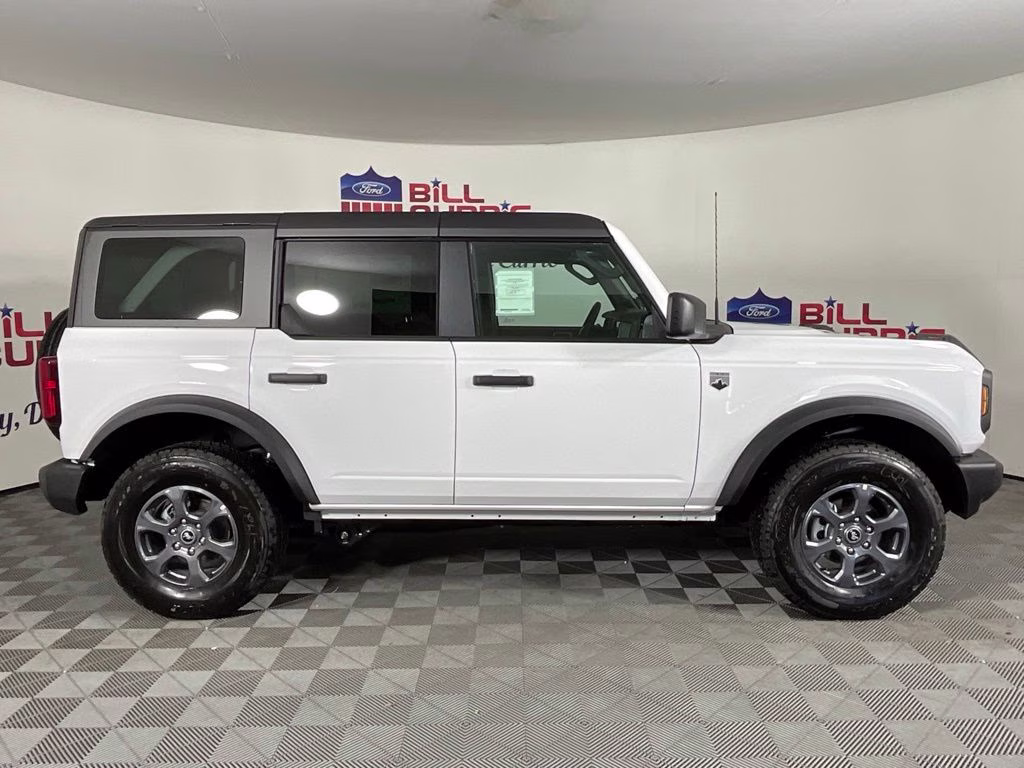 2026 Oxford White Ford Bronco Big Bend 4X4 SUV